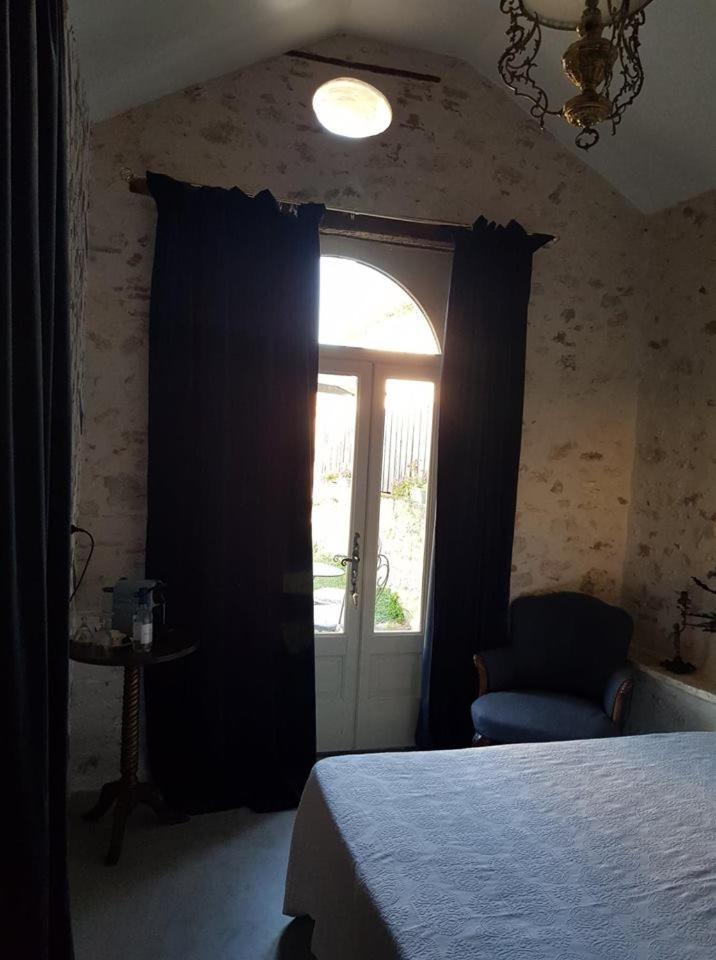La Maison Bleue Villeréal Екстериор снимка